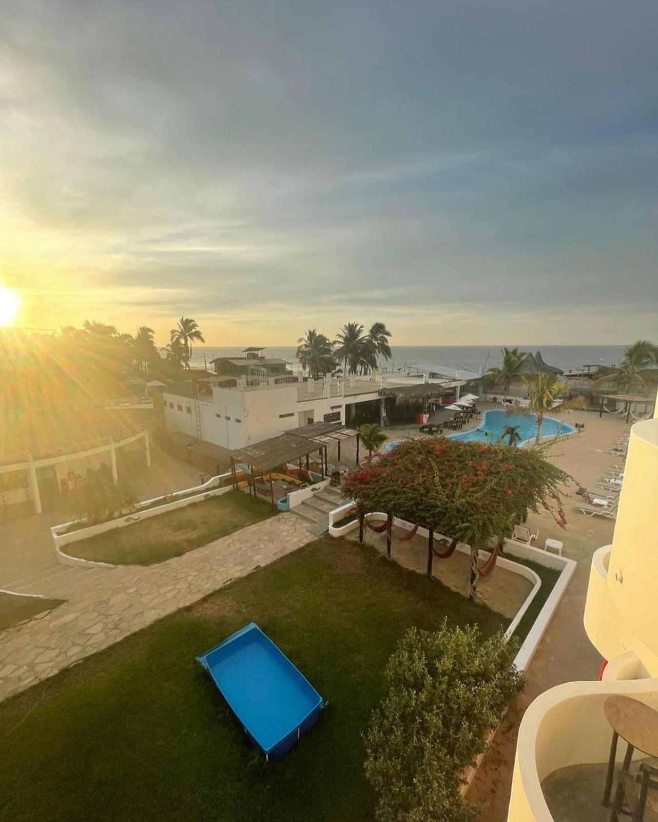 A Pousada Loki Del Mar Máncora Exterior foto